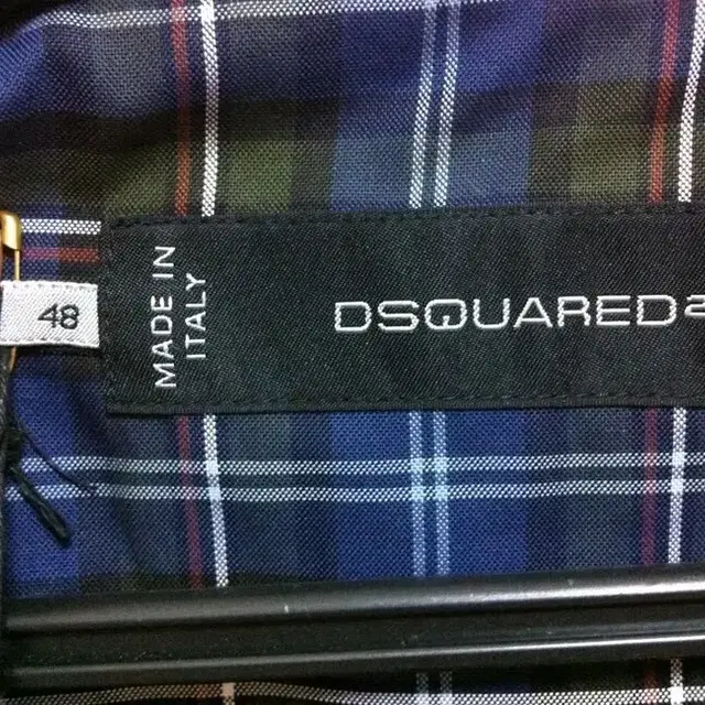 [L] DSQUARED2