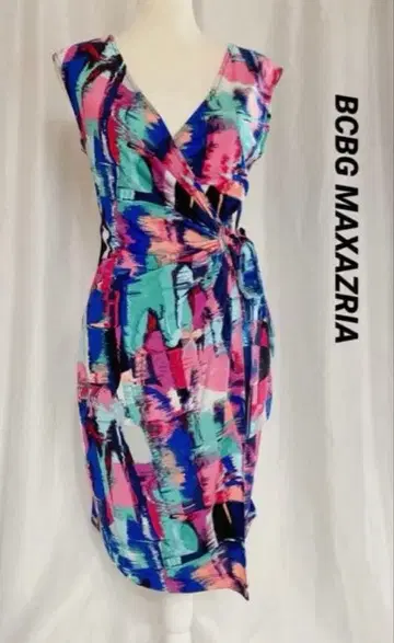 새상품급 BCBG 비지비지 슬리브리스 무릎 기장 원피스