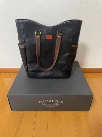 THE FLAT HEAD 토트백