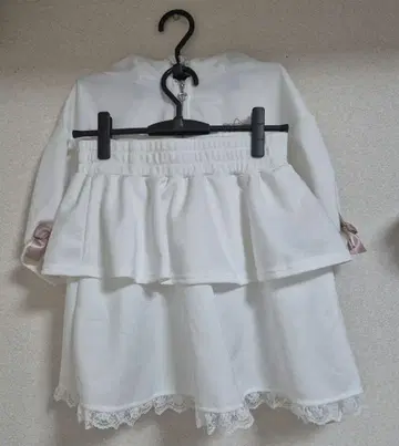 [ 새상품급 ] 양산형 지뢰계 셋업 화이트 후드티 치마바지 천사계 패션