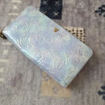 ANNA SUI 장지갑 버터플라이 엠보싱 오로라 컬러