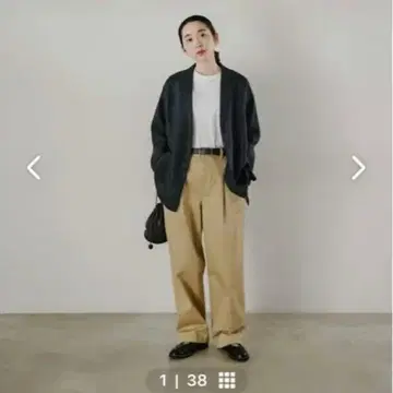 몇 살이 되어도 계속 좋아해 품격 있게 완성되는 치노 팬츠 T 사이즈