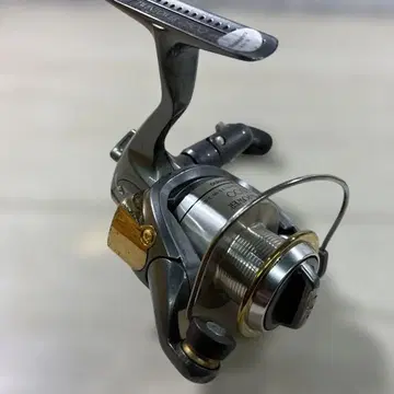 SHIMANO TWINPOWER 2500 스피닝 릴 정리번호 R144