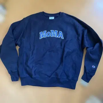 Champion MoMA 리버스 위브 맨투맨 네이비 L