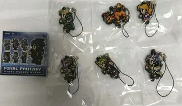 FINAL FANTASY PIXEL RUBBER STRAP vol.4