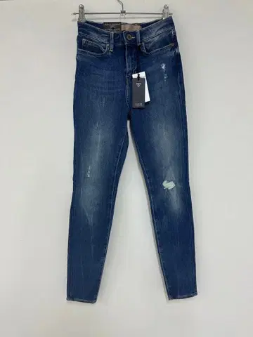 새상품 반값 이하 GUESS 스키니 데님 BEKA 사이즈 25