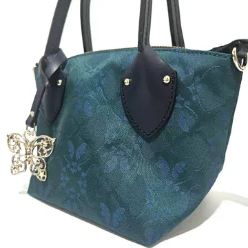 ANNA SUI 안나수이 노아 핸드백 2way 나비 참 포함 나비 패턴
