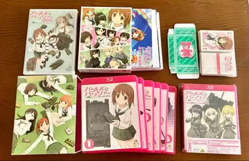 걸즈 앤 판처 전권 BD 특전 포함 + 극장판 + 새상품 OVA