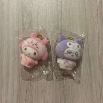 치이카와 산리오 시크릿 플로키 마스코트 참 모몽가