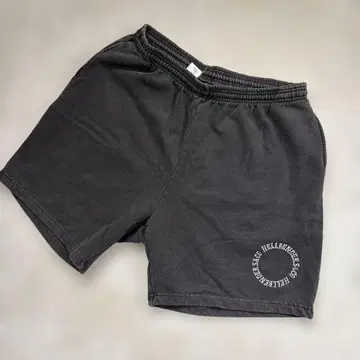 HELLBENDERS & CO 반바지