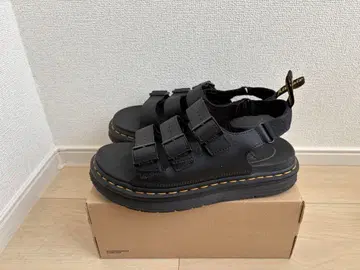 닥터 마틴 가죽 샌들 블랙 26cm
