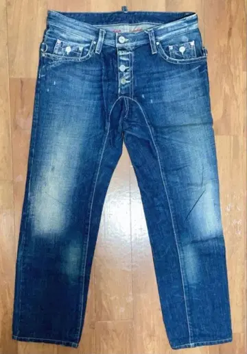 DSQUARED2 디스퀘어드 워시 가공 데님 팬츠