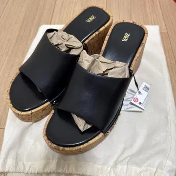 ZARA 코르크 웨지솔 샌들 블랙