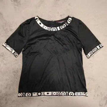 LEONARD FASHION 반팔 티셔츠 블랙 트리밍