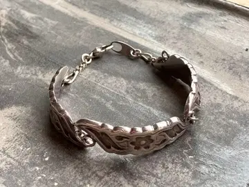 vintage silver 꽃무늬 팔찌