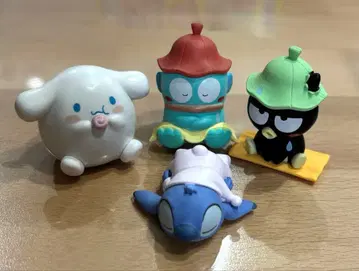 시나모롤, 한교동, 배드바츠마루, 스티치 피규어 4점