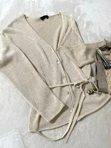 ZARA 베이지 긴팔 가디건 S 사이즈 시어 여름용
