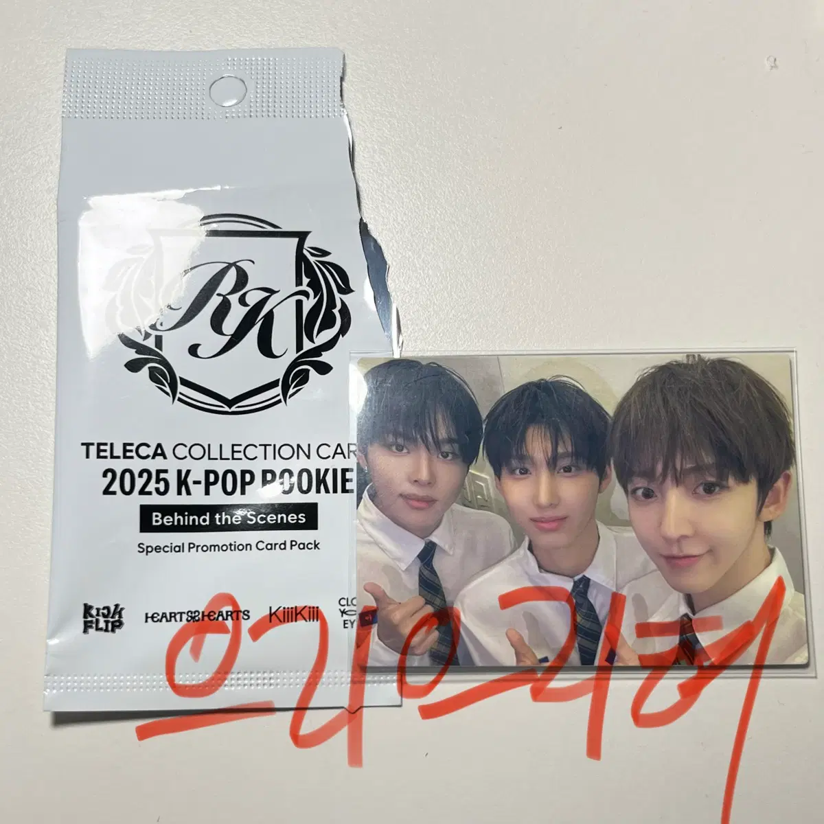 up10tion invitation コギョル トレカ 업텐션 고결 포카 킥플립 테레카 