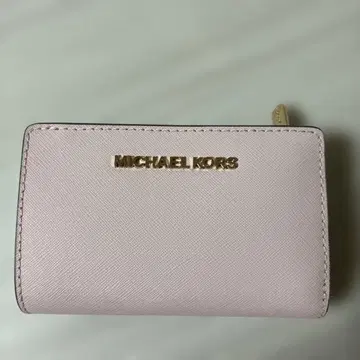 MICHAEL KORS 이단 접이식 지갑 핑크