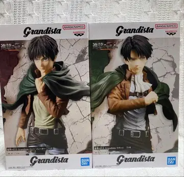 진격의 거인 Grandista 엘렌 & 리바이 피규어