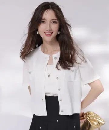 새상품급 아푸와이저 리셰 스팽글 반팔 니트 자켓 화이트