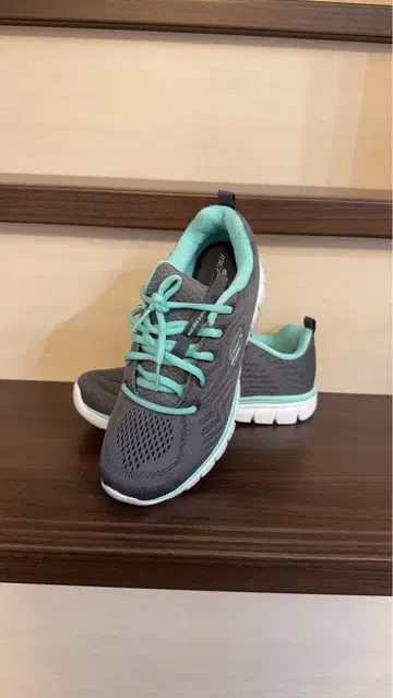 SKECHERS Memory Foam 스니커즈 24.0cm 그레이