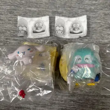 산리오퓨로랜드 한정판 가챠가챠 시나모롤&한교동