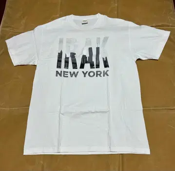 새상품급 IRAK NEW YORK T셔츠 DNKY