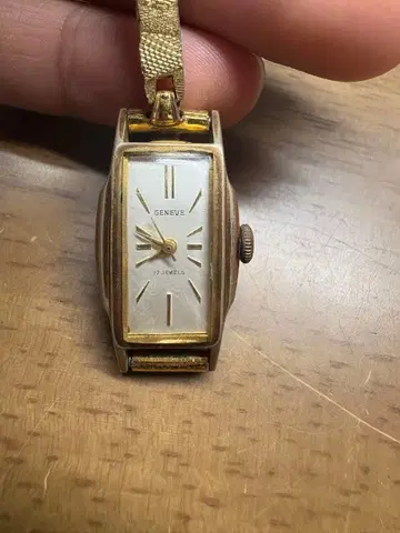 GENEVE 수동 와인딩 시계 17석 골드 컬러