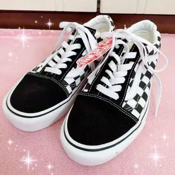 VANS 올드스쿨 체커 패턴 스니커즈 새상품 23.5cm