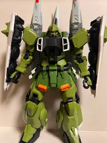 MG 1/100 블레이즈 자쿠 팬텀/자쿠 워리어 위자드 세트