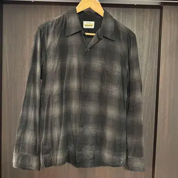 루드 갤러리 블랙 라벨 M 사이즈 체크 셔츠