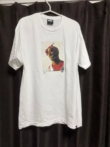 FTC 2Pac 포토 프린트 T셔츠 화이트 L사이즈