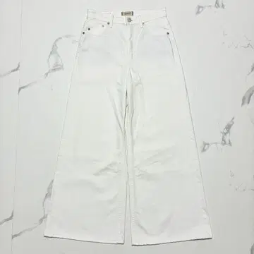 YANUK 와이드 플레어 화이트 데님 팬츠 27 L