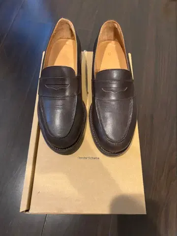 Hender Scheme new standard 로퍼