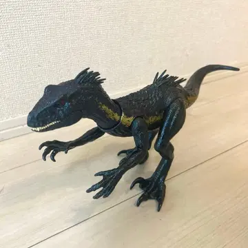 쥬라기 월드 슈퍼 액션! 인드라프토르 [ 전체 길이 약 41cm ]