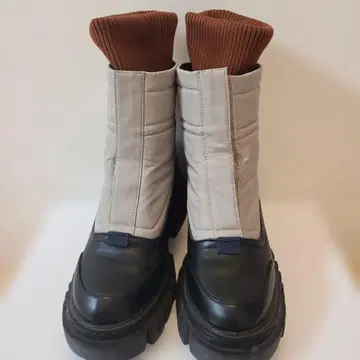 23.5cm UN3D. 패디드 삭스 부츠 통굽