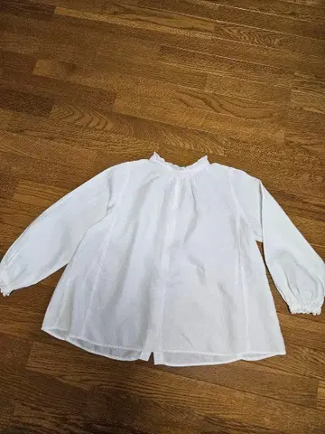 nest Robe 네스트로브 린넨 스탠드 프릴 블라우스 화이트