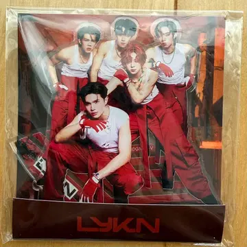 LYKN 라이캔 ACRYLIC STANDEE 아크릴 스탠드 GMMTV