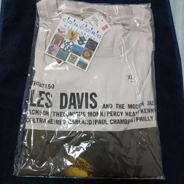 새상품 미사용 UNIQLO UT MILES DAVIS T셔츠 XL