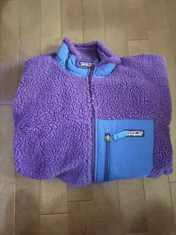 파타고니아 클래식 레트로X 자켓 M 사이즈 보라색 퍼플 플리스