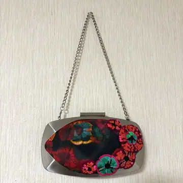 KAREN MILLEN 꽃무늬 비즈 모티브 파티 백