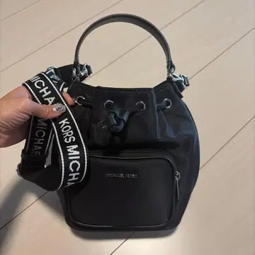 거의 새상품 MICHEAL KORS
