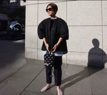 마차트 MACHATT 볼륨 슬리브 블루종 블랙