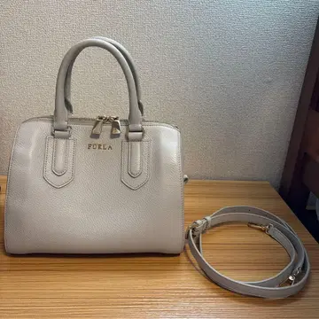 FURLA 백