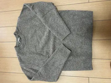 ZARA 크루넥 니트 스웨터 L 사이즈