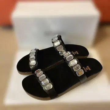 BEAMS FOR WOMEN 빔즈 비쥬 샌들 블랙 미사용 새상품
