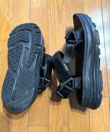 텔릭 TELIC ALLROADS 블랙 스포츠 샌들 리커버리
