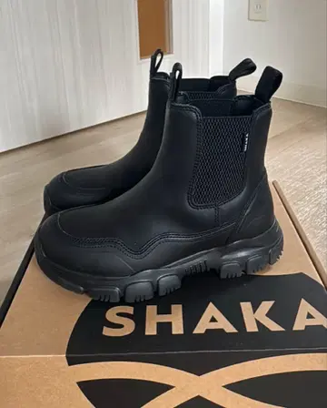 SHAKA TREK CHELSEA AT 블랙 23.0cm