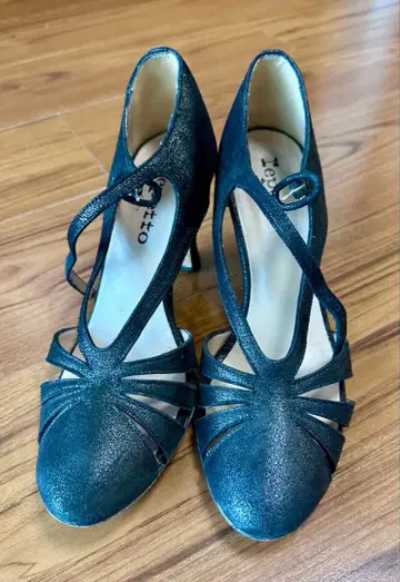 Repetto 스트랩 펌프스 블랙